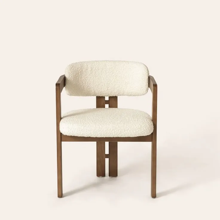 CURVED CHAIR
