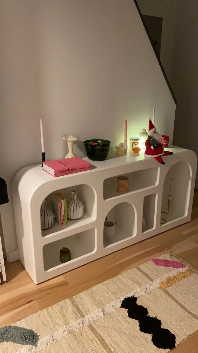 GOLDEN TV CONSOLE