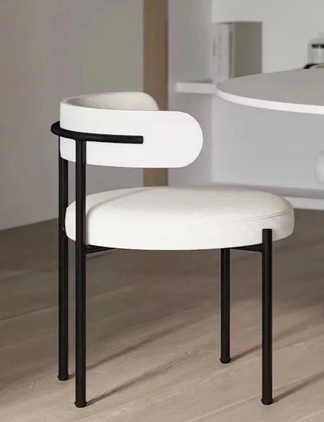 TUNNY CHAIR