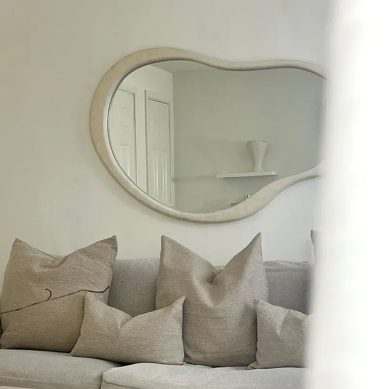 COMO MIROIR